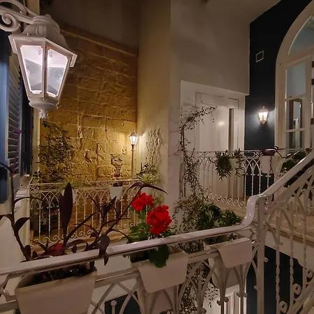 Julina Boutique Living Ξενοδοχείο 3*