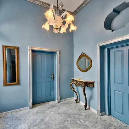 מלון Julina Boutique Living מוסטה