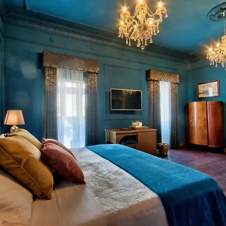 מלון Julina Boutique Living מוסטה