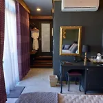 Julina Boutique Living 호텔