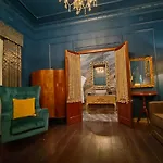 Julina Boutique Living 호텔