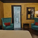 Julina Boutique Living Hotel