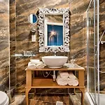 Julina Boutique Living 3* 모스타