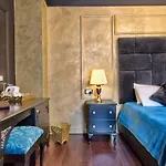 Julina Boutique Living 호텔 3*