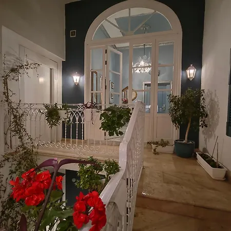 Julina Boutique Living 3* Mosta