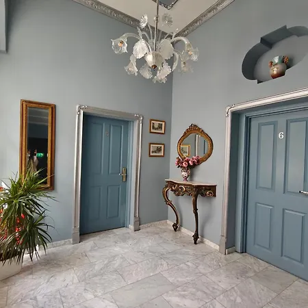 Julina Boutique Living Mosta
