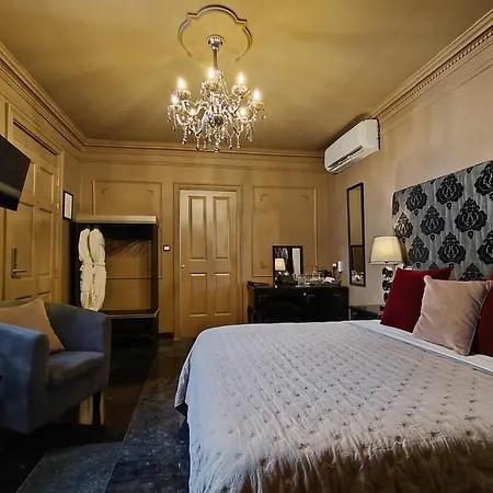 Hotel Julina Boutique Living