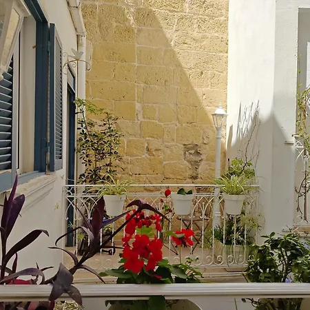Hotel Julina Boutique Living 3*
