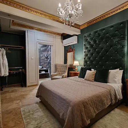 Julina Boutique Living