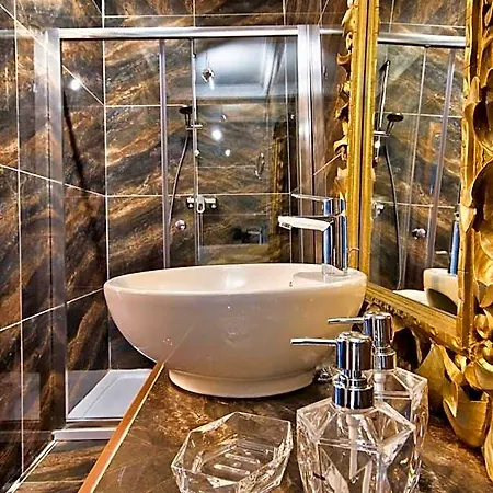 Hotel Julina Boutique Living 3*