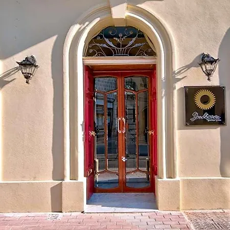 Julina Boutique Living Hotel