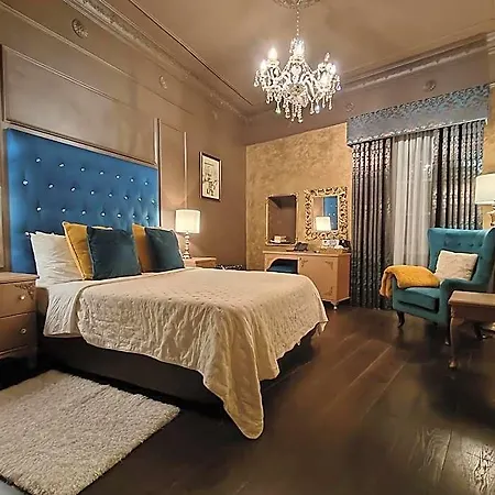 Hotel Julina Boutique Living 3*
