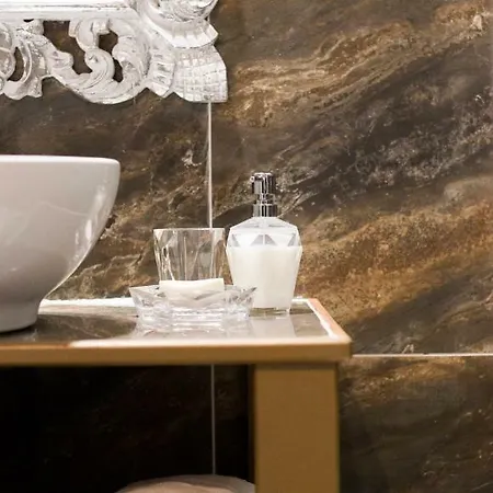 ホテル Julina Boutique Living