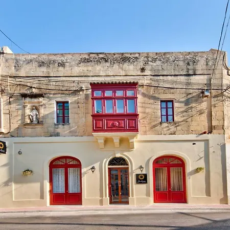 ホテル Julina Boutique Living モスタ