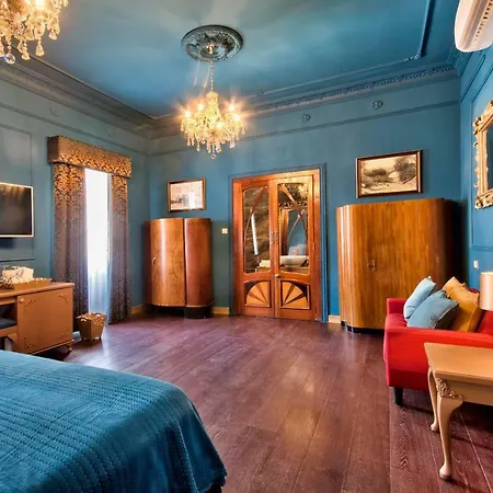 Julina Boutique Living Hotel