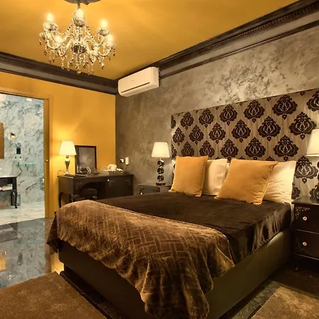 Julina Boutique Living 3* Mosta