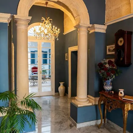 Julina Boutique Living Mosta