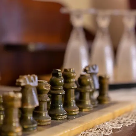 Julina Boutique Living