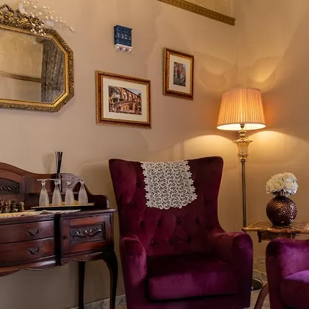Julina Boutique Living Hotel