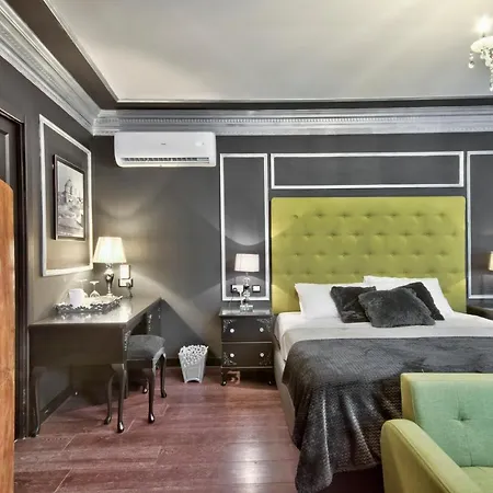 Julina Boutique Living Hotel 3*