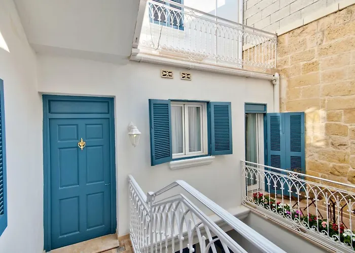 Otel Julina Boutique Living Mosta