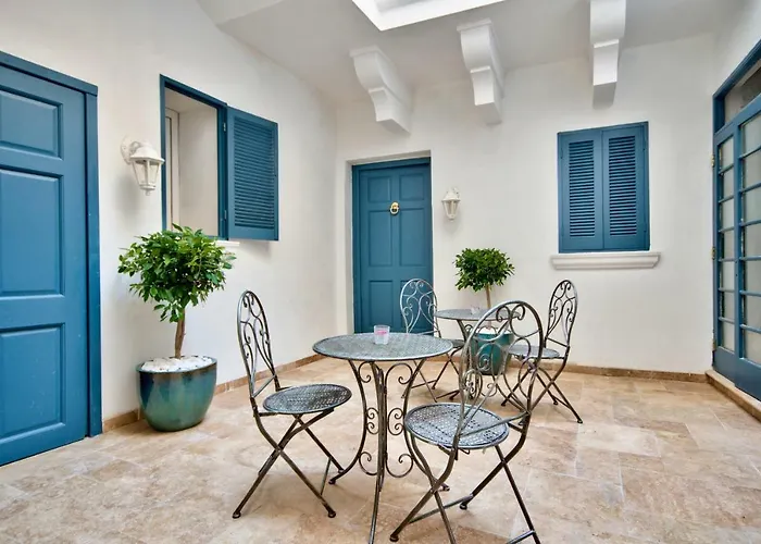 Hotel Julina Boutique Living 3*