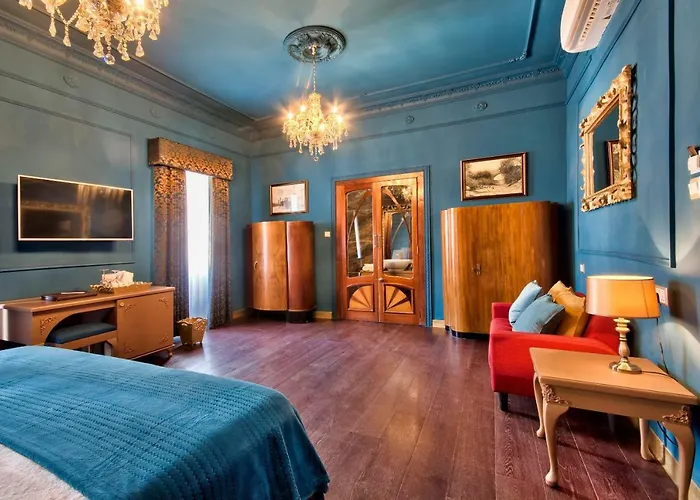 Julina Boutique Living Hotel