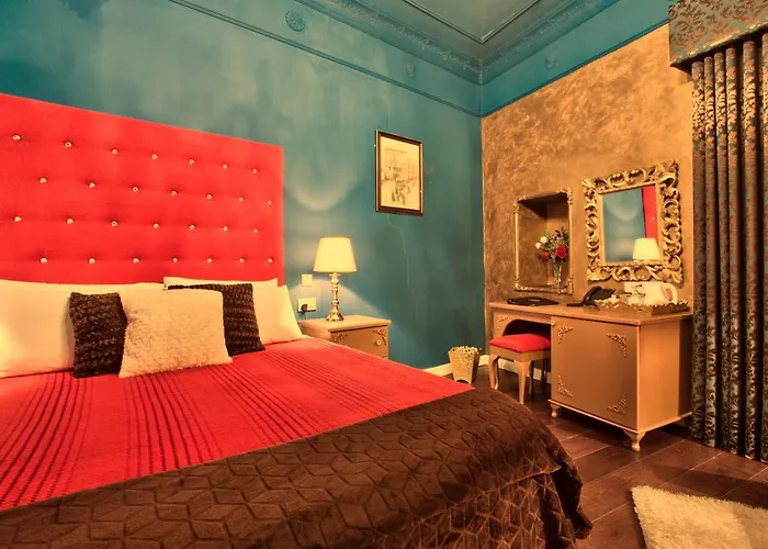 Hotel Julina Boutique Living 3*