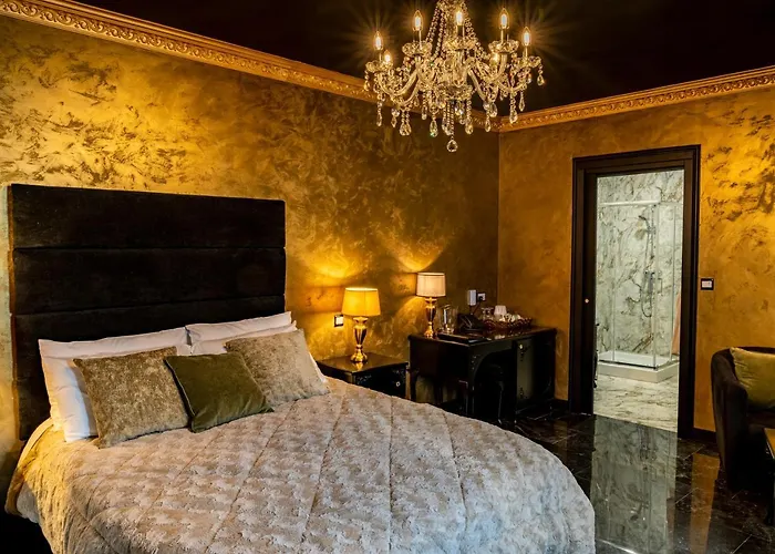 Julina Boutique Living Mosta