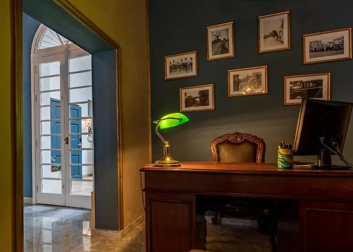 Julina Boutique Living 3*